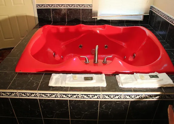 Presidential & Suites - * Matteson