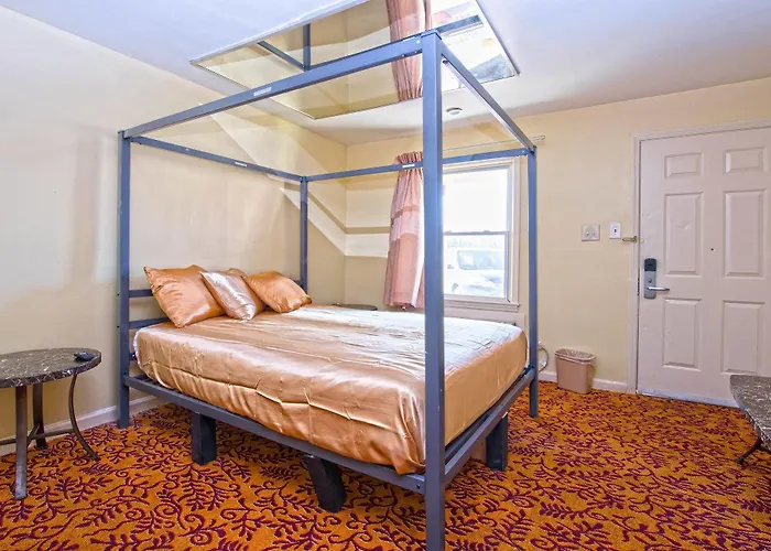 Presidential & Suites - Matteson