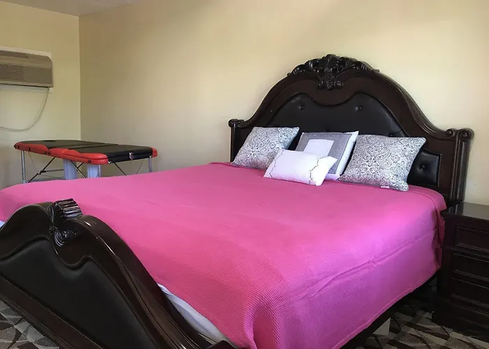Motel Presidential & Suites - *